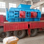 如何挑選對(duì)輥破碎機(jī)